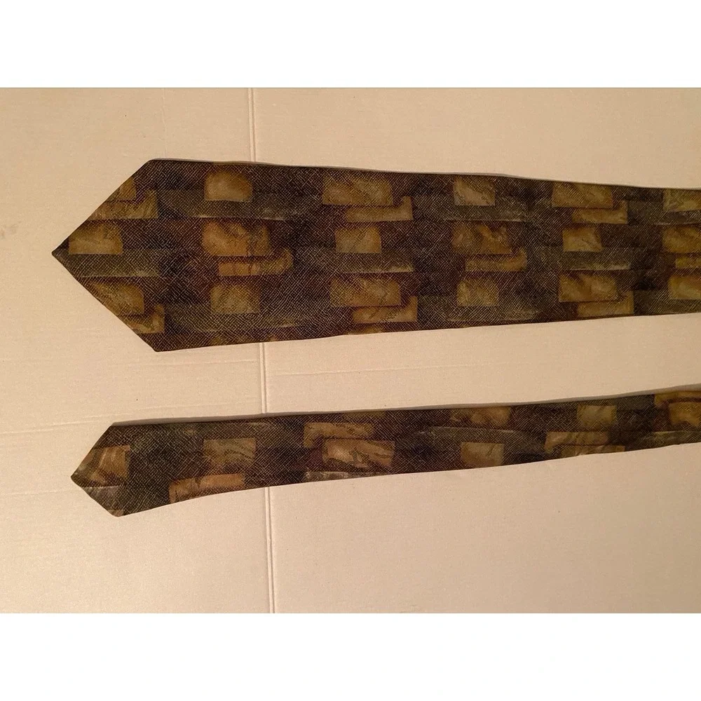 J. Ferrar Mens Silk Tie Brown Green Gold Geometric Made in Italy 4 Inch Width